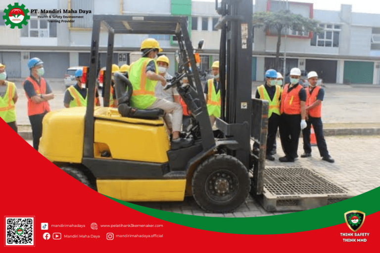 5 Keunggulan Forklift Manual 12 forklift manual
