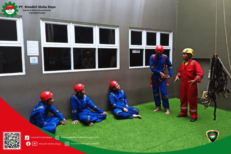 Pelatihan K3 Pekanbaru Meningkatkan Produktivitas dan Kesejahteraan 1 pelatihan k3 pekanbaru-min