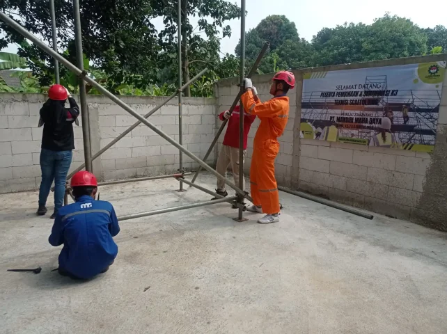 Pelatihan Scaffolding Sertifikasi Kemnaker 3 pelatihan scaffolding